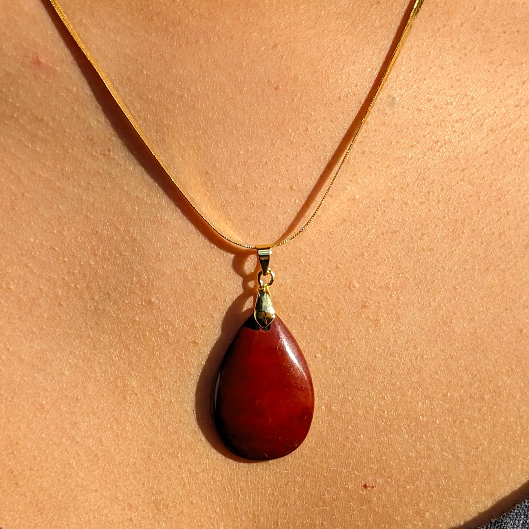 Collier Pendentif Jaspe Rouge